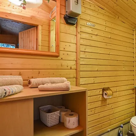Holiday home Beautiful In Neu Zauche-caminchen With *